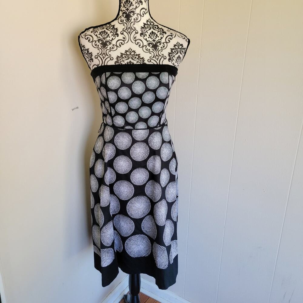 White House Black Market Black Strapless Fit & Flare Cocktail Dress